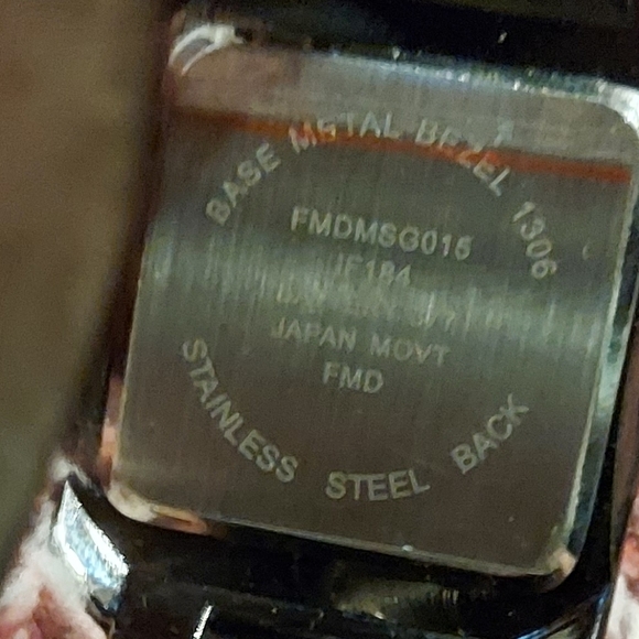 Watch - Picture 3 of 4